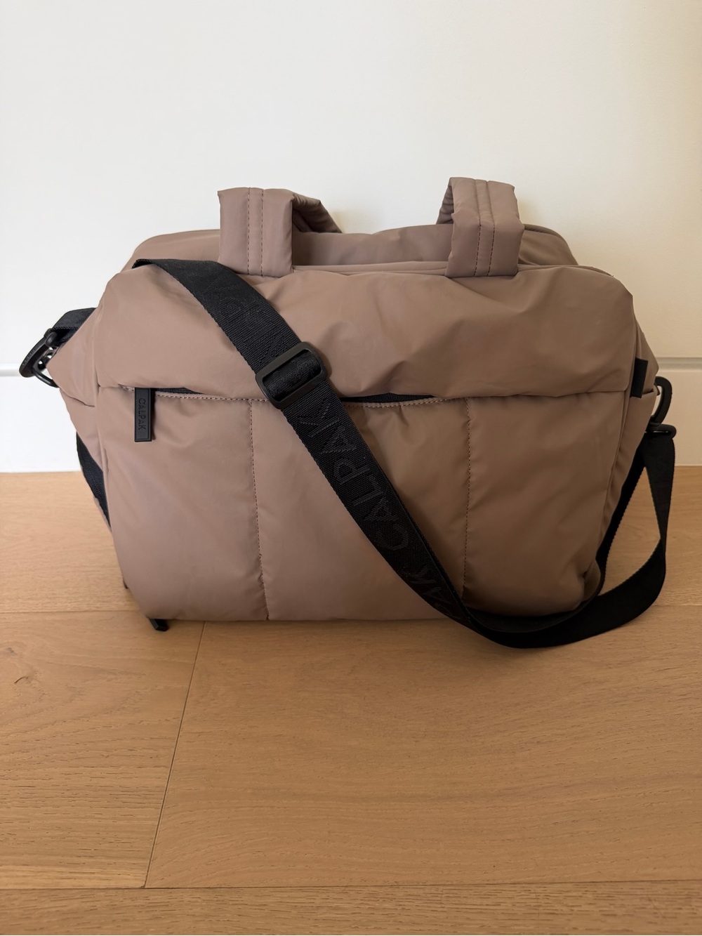 CALPAK Luka Duffel in Chocolate